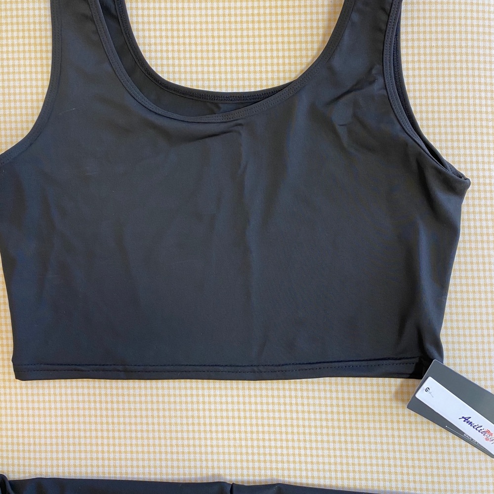 Amiliashp Tank and shorts size M